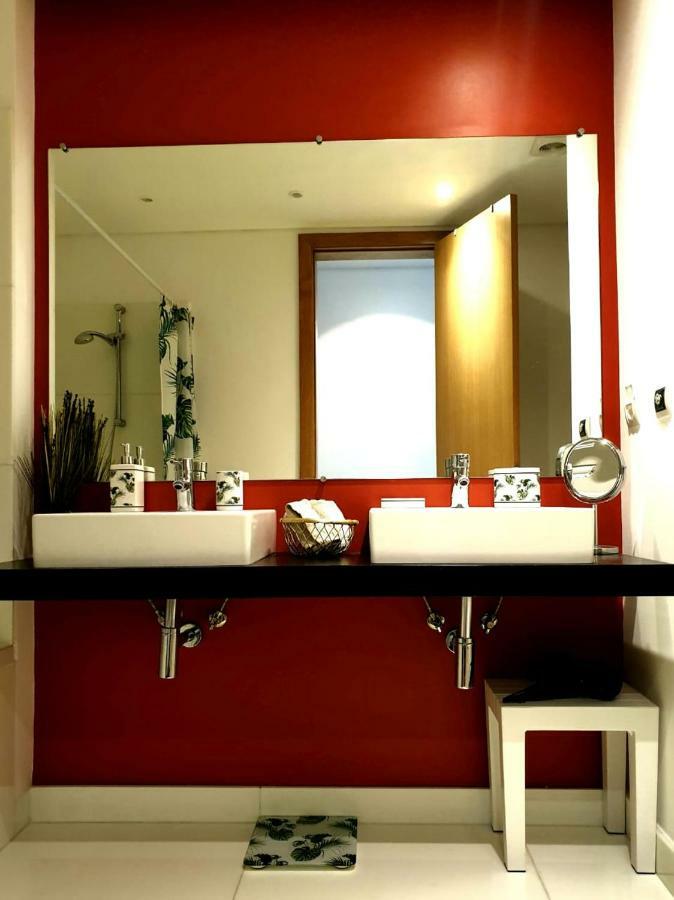 View Apartament Sao Joao フンシャル エクステリア 写真